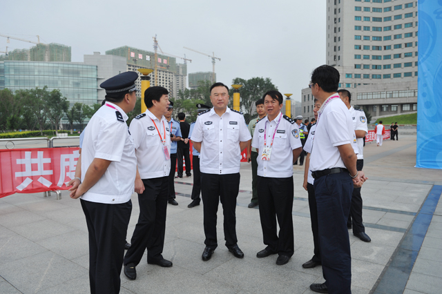 抚顺市局圆满完成"十二运"火炬传递保卫工作